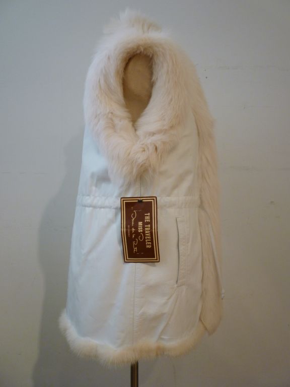 Oscar De la Renta Reversible White Mink Fox and Leather Vest 2