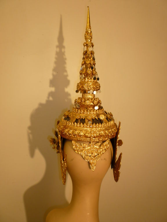 thai headdress