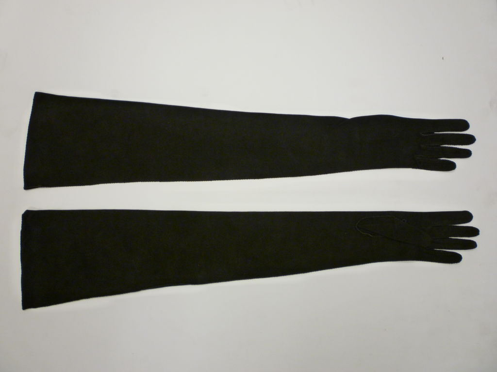 hand-sewn suede gloves for women