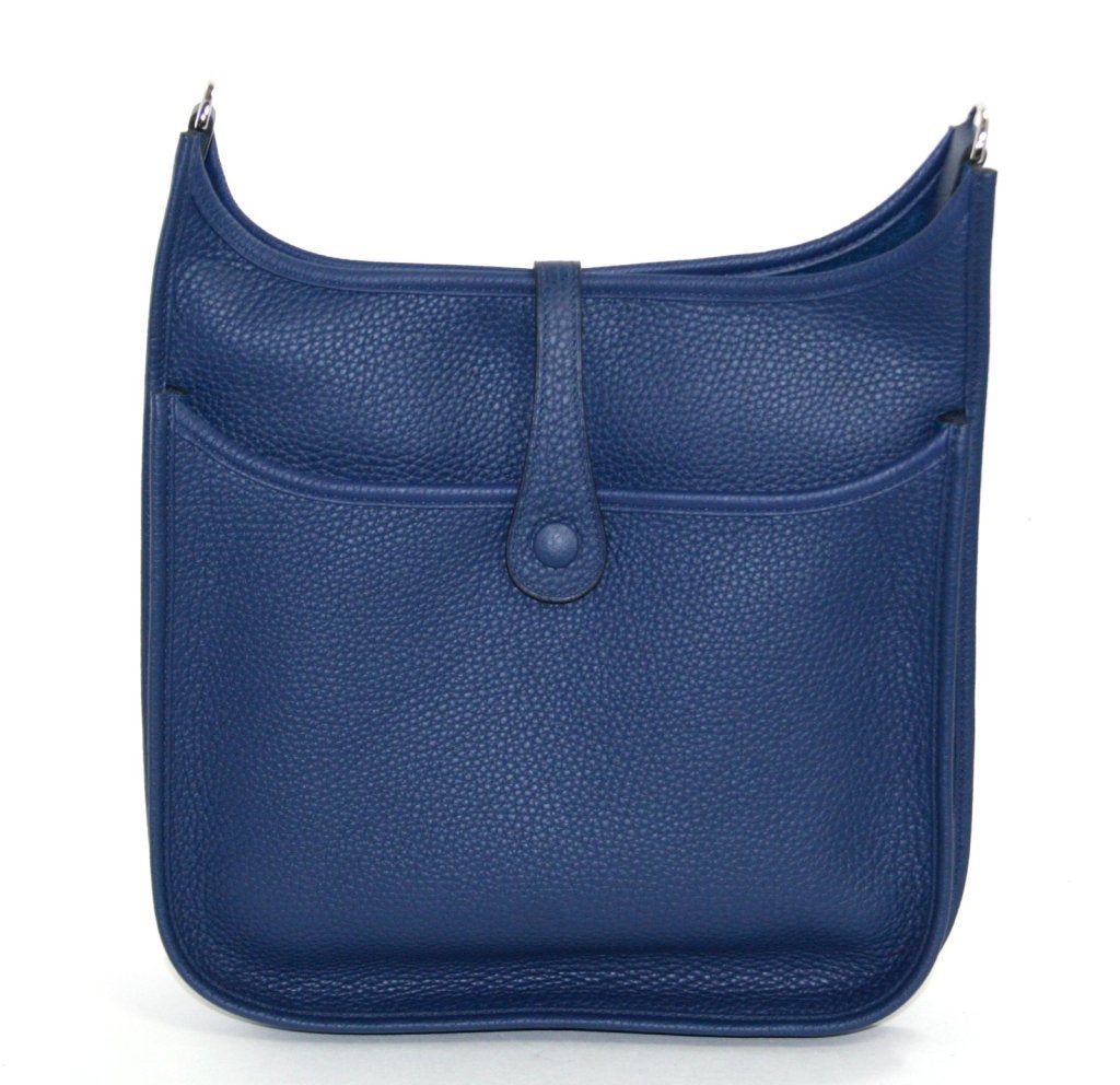 Hermès Blue Sapphire Evelyne III PM In New Condition In New York City & Hamptons, NY