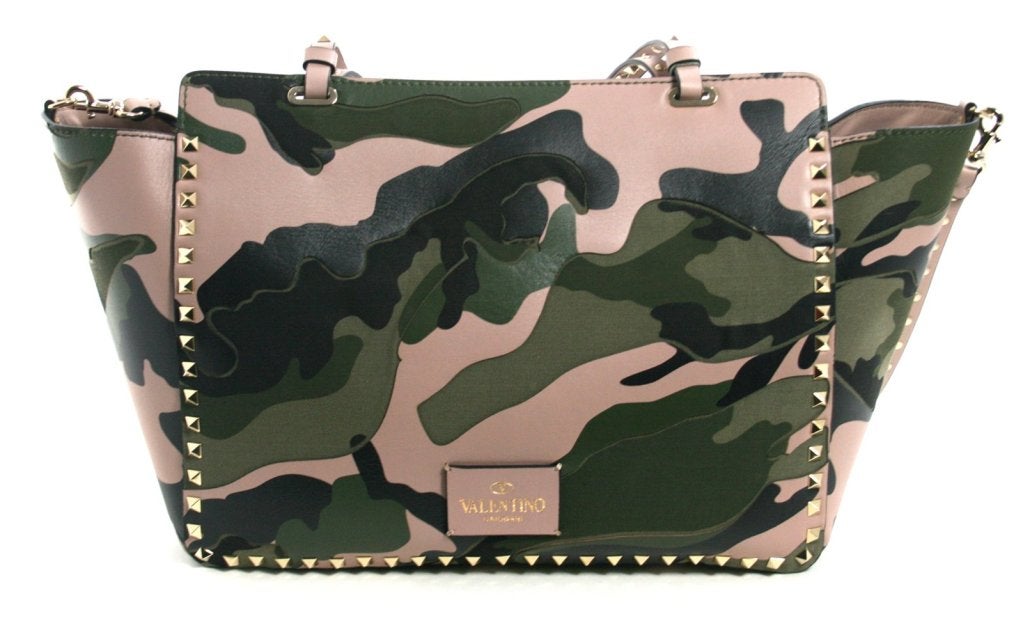 Valentino Camouflage Rock Stud Tote In New Condition In New York City & Hamptons, NY