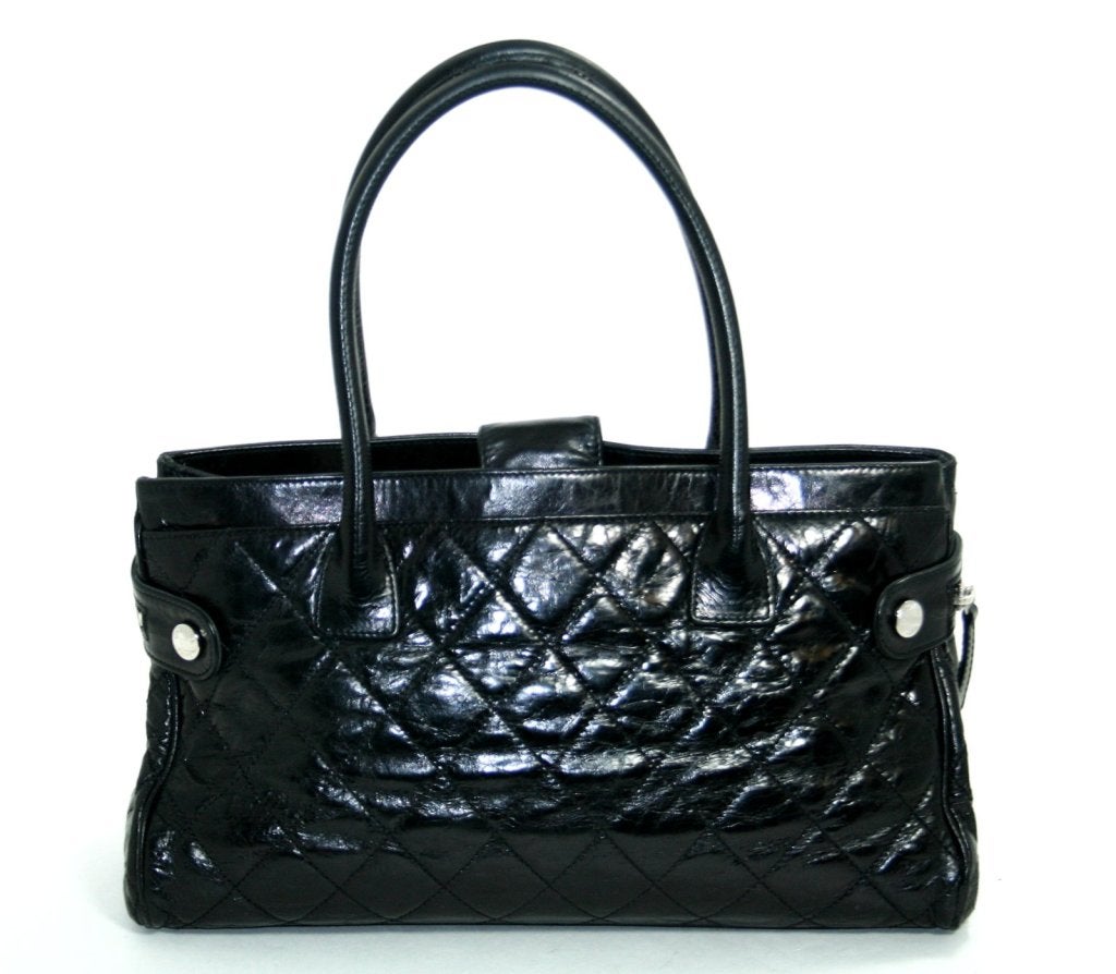 Chanel Black Glazed Calfskin Portobello Tote In Excellent Condition For Sale In New York City & Hamptons, NY