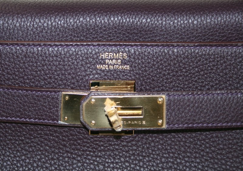 Hermès Raisin Togo Leather 40 Cm Kelly GHW In New Condition In New York City & Hamptons, NY