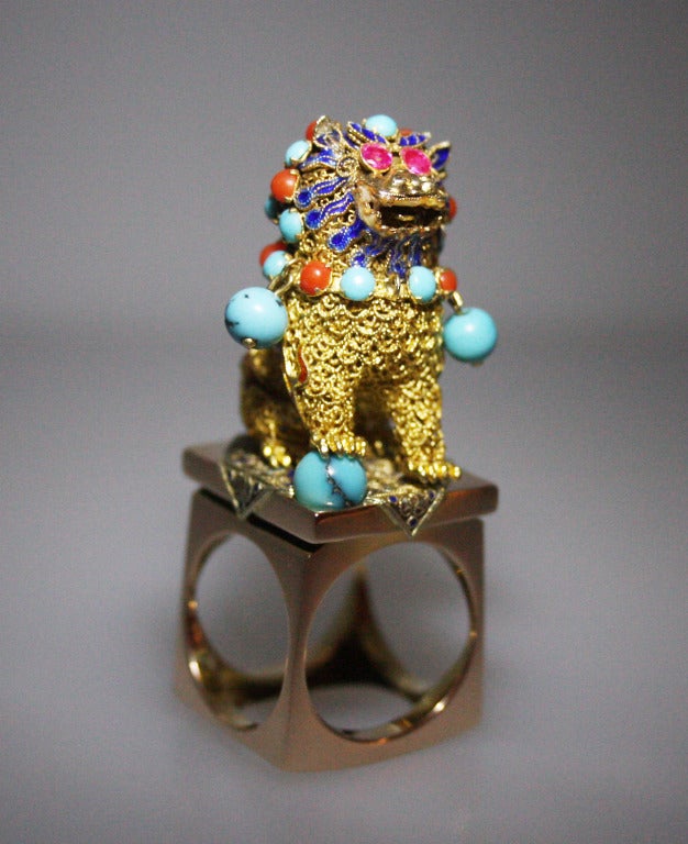 1970s Enamel Turquoise Pink Sapphire Gold Chinese Foo Dog  In Excellent Condition In Bay Harbor Islands, FL