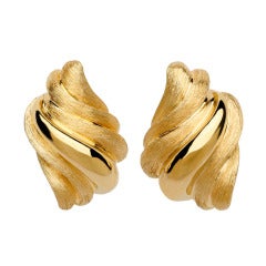 Henry Dunay fluted earrings