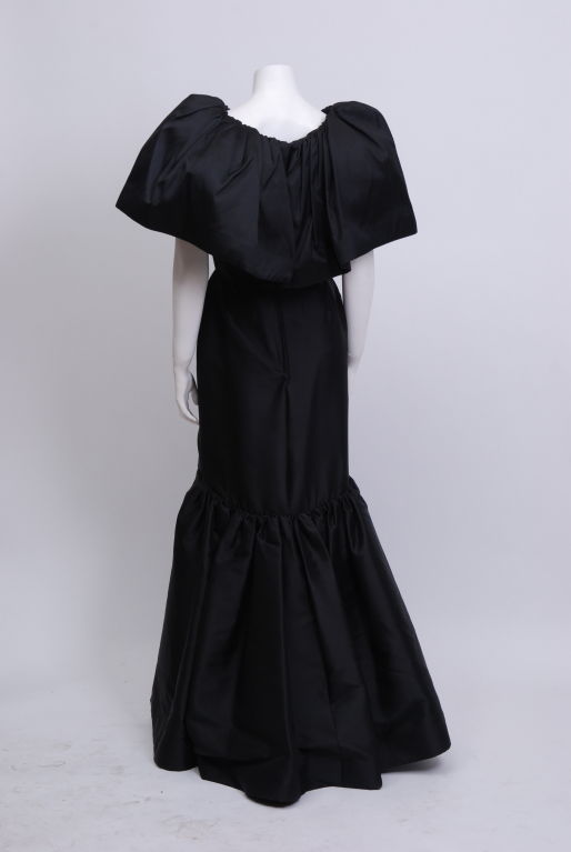 Women's Oscar De la Renta Silk Taffeta Gown