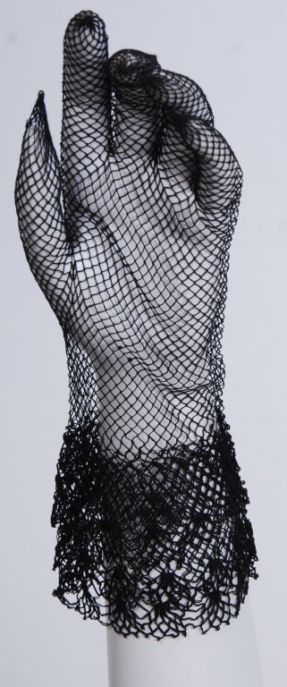 Women's Victorian Black Lace Gloves Worn By Dakota Fanning in W Magazine