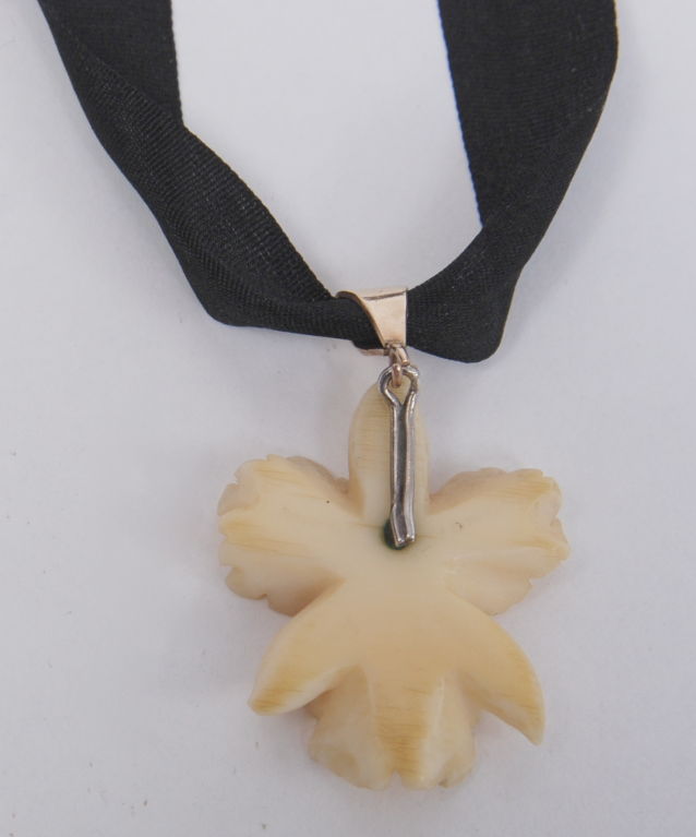 Carved Bone Iris Pendant In Excellent Condition For Sale In Topanga, CA