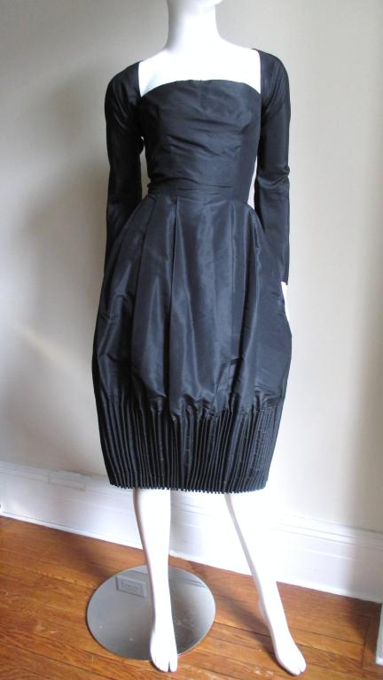 1950's Viola Silk Dress with Cartridge Pleating In Good Condition In Water Mill, NY