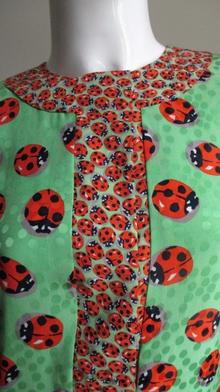 Vintage Bill Blass Silk Ladybug Dress In Excellent Condition In Water Mill, NY