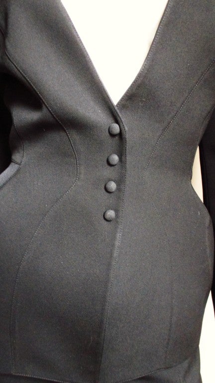 Vintage Thierry Mugler Black & White Jagged Edge Hourglass Suit In Excellent Condition In Water Mill, NY
