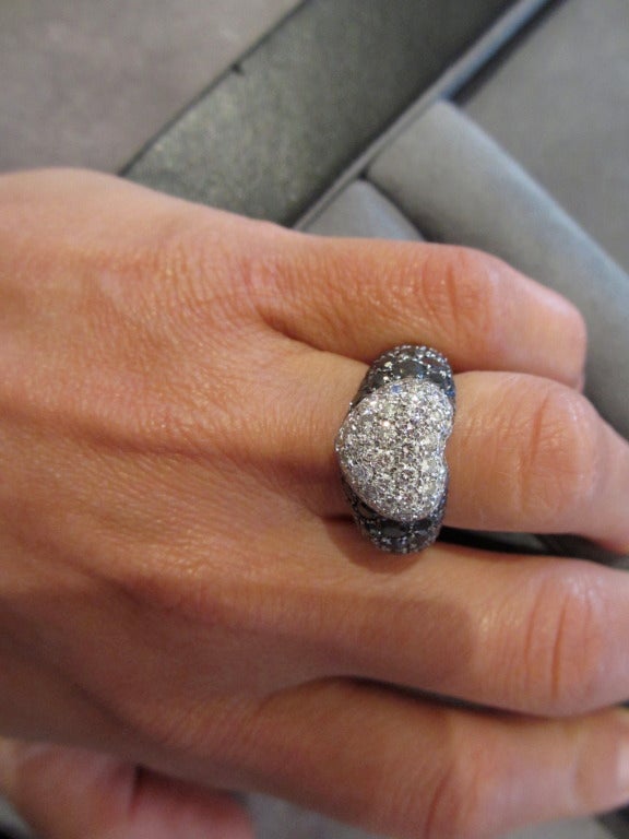 White and Black Diamond De Grisogono Heart Ring