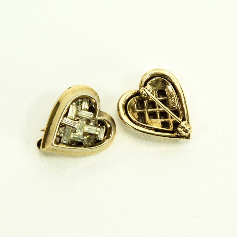 Retro Trifari signed Heart Brooch Pins C1950s In Excellent Condition In Montreal, QC