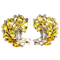 Alfred Philippe for Trifari 1940s Crystal Leaf design clip on Earrings