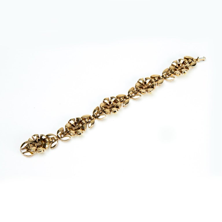 Alfred Philippe for Trifari Retro 1940s Crystal Floral Bracelet In New Condition In Montreal, QC