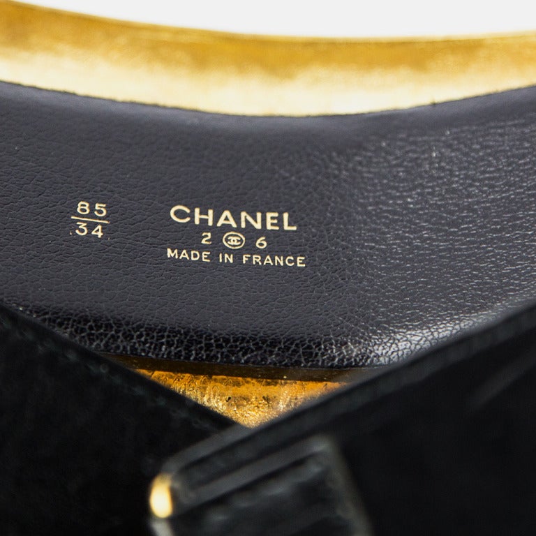 Rare Vintage Chanel Gladiator Gold Black Leather Belt In Excellent Condition In Montreal, QC