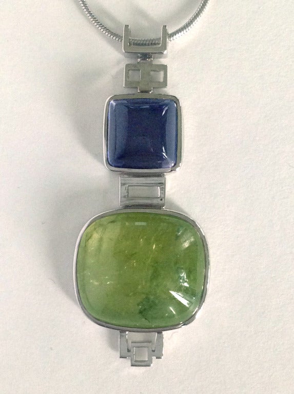 Cabochon Collana con ciondolo in oro Dalben Peridot Iolite in vendita