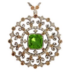 Dalben Peridot White And Brown Diamond White Gold Pendant