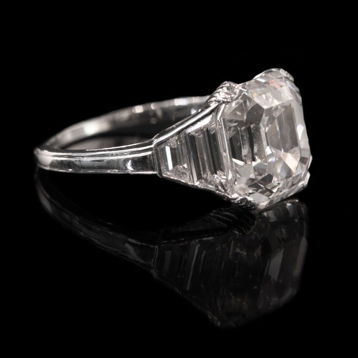 Women's Beautiful Square Emerald Cut Diamond Ring