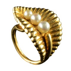 Gold Pearl Leaf Ring