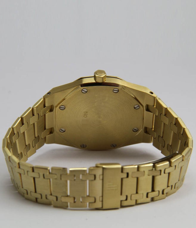 Audemars Piguet Yellow Gold Royal Oak Jumbo Wristwatch 1