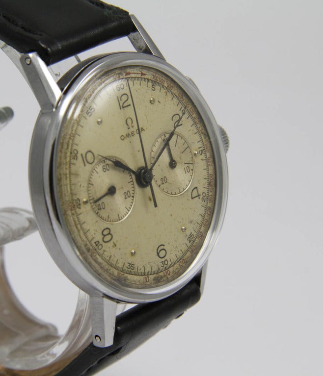 Omega
Ref. 2381
Chronograph

Fall
Rostfreier Stahl, Acrylglas, 37 mm

Bewegung
Kaliber 27 CHRON PC, Handaufzug, Chronograph

Wählen Sie
originales Zifferblatt und Zeiger, Tachymeterskala

Armbänder
Lederband, Schnalle