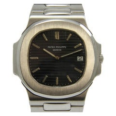 Retro Patek Philippe Stainless Steel Nautilus Wristwatch with Date