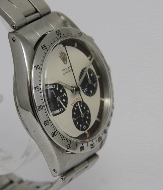 Rolex 
Paul Newman
Cosmograph Daytona
Ref. 6239

Case
Stainless steel, screwed case, acrylic glass, screw-down crown

Movement
caliber 722, manual-wind, chronograph

Dial
Original tritium dial and hands, Paul