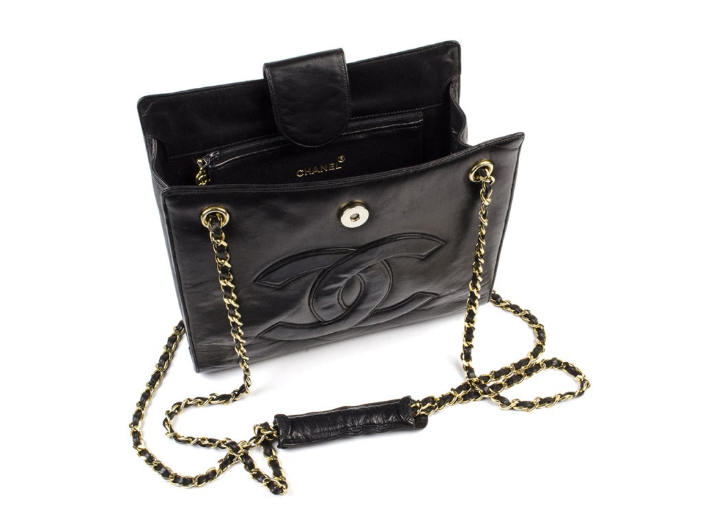 Women's Chanel Black Crossbody Shoulder Bag