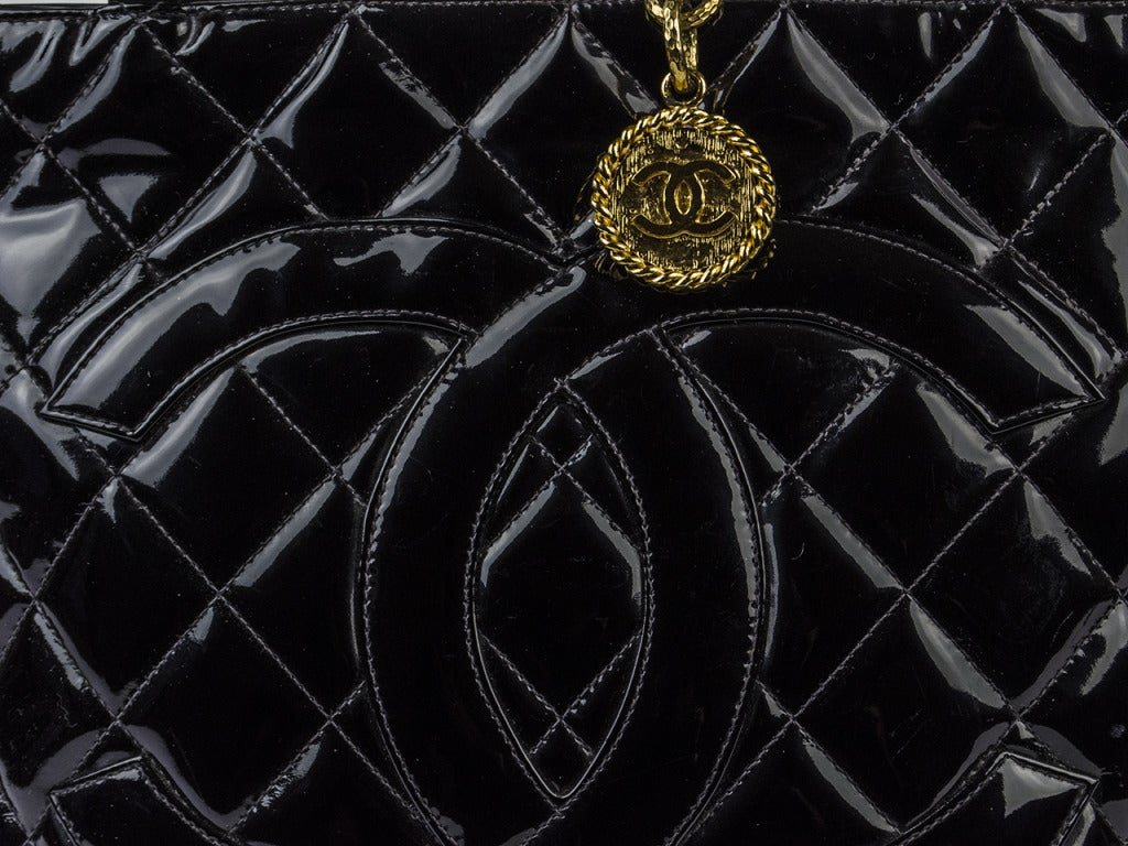 Women's Chanel Black Patent Leather Medallion Tote