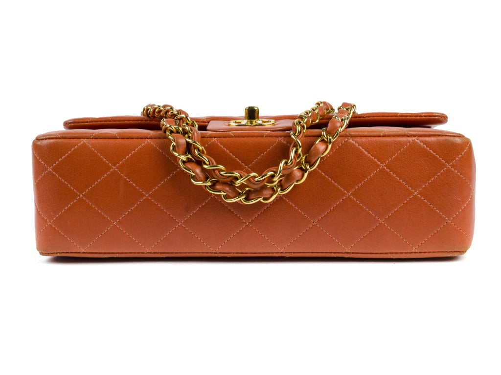 Chanel Orange Klappentasche 2
