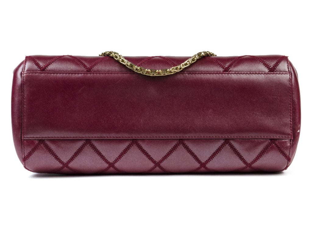 Chanel Red Lambskin Quilted Leather Kisslock Shoulder Bag 2