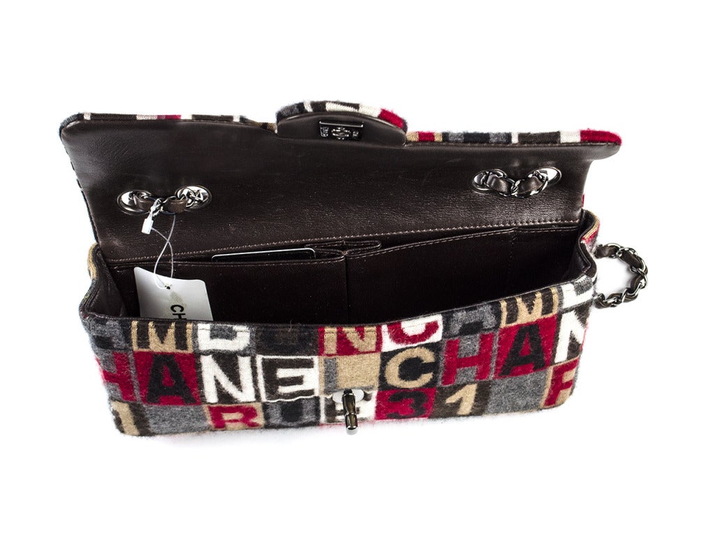 Chanel Rue 31 Cambon East Flap Bag In Excellent Condition In San Diego, CA