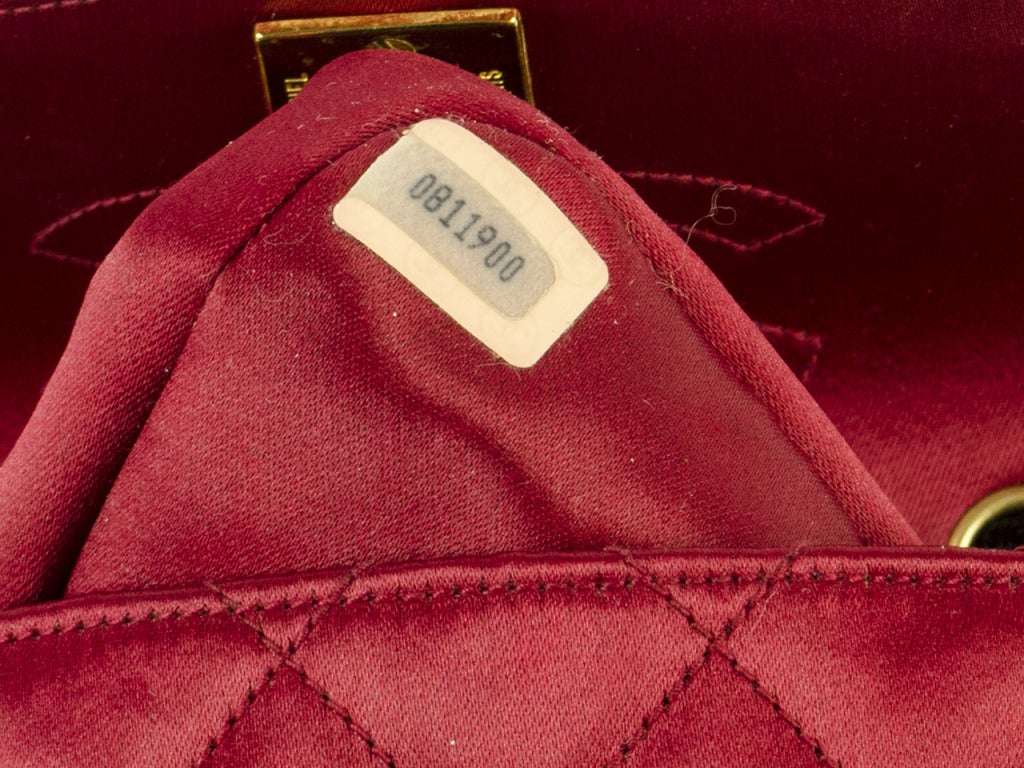 Chanel Vintage Colorblocked Red & Black Shoulder Bag For Sale 1