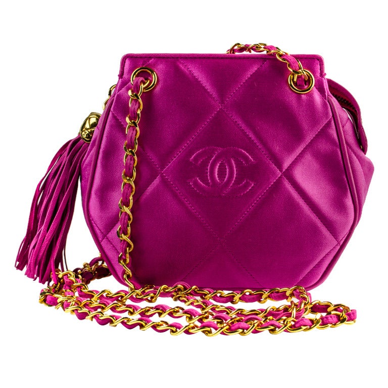 Chanel Pink Satin Crossbody Shoulder Bag at 1stDibs  chanel pink satin bag,  pink satin chanel bag, pink satin purse