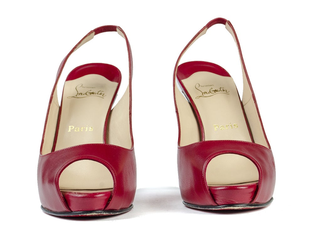 Christian Louboutin No Prive Red Slingback Heels In Excellent Condition In San Diego, CA