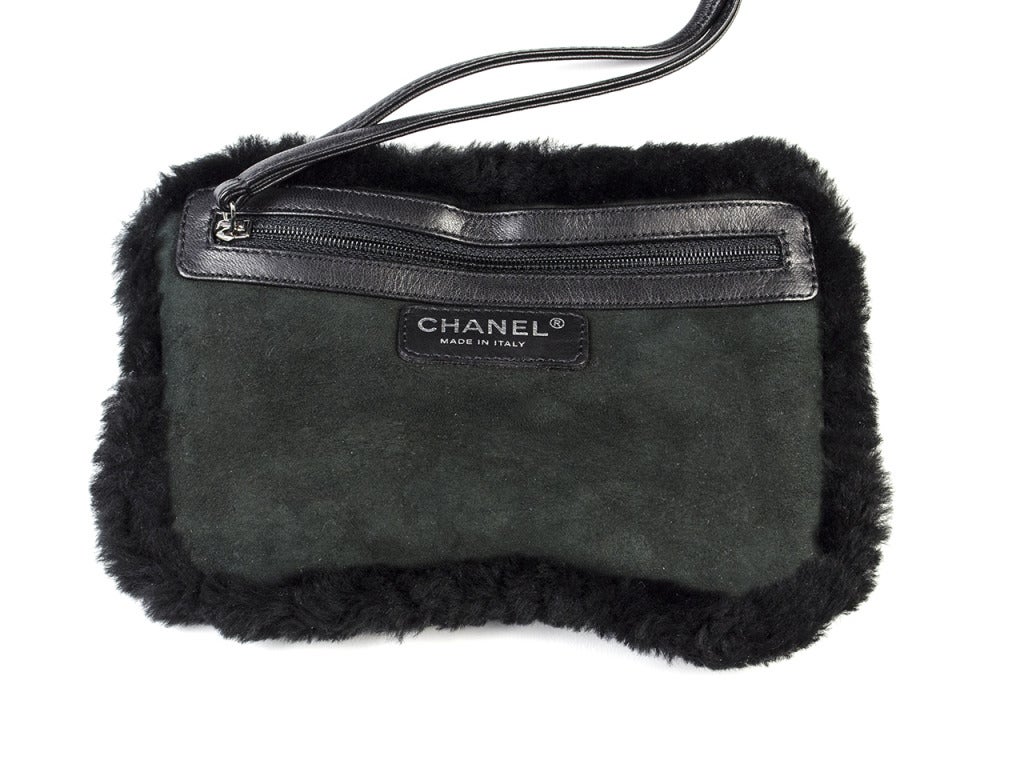 Chanel Fur Bucket Bag 2