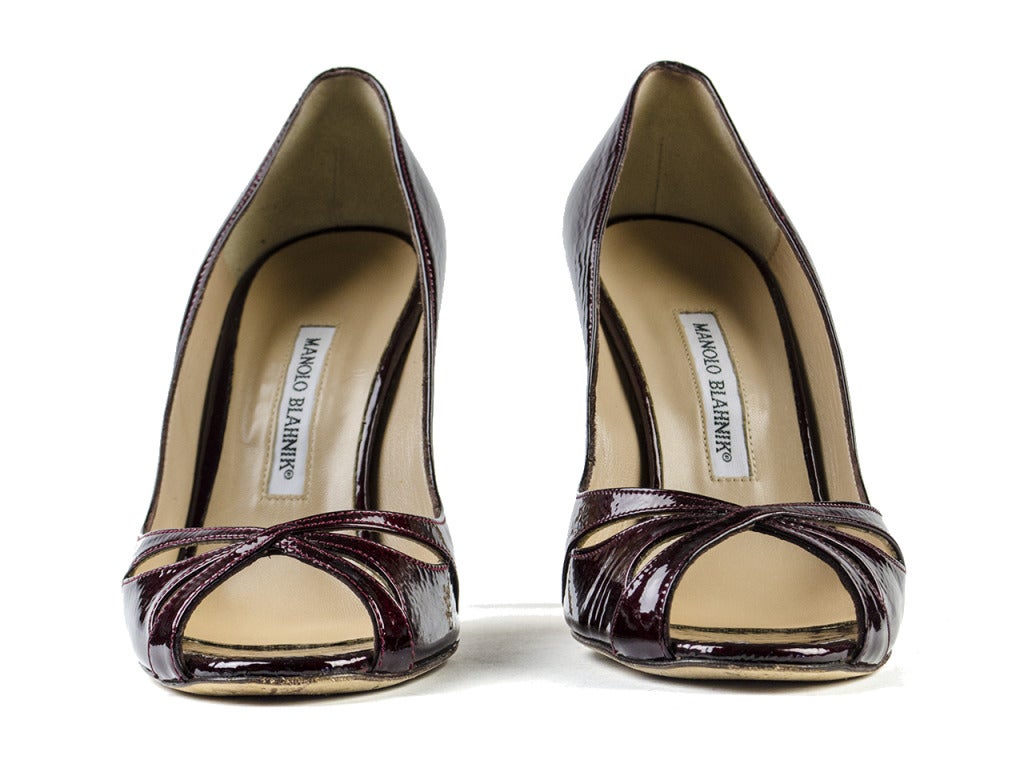 Manolo Blahnik 'Butterpump' Purple Heels In Excellent Condition In San Diego, CA