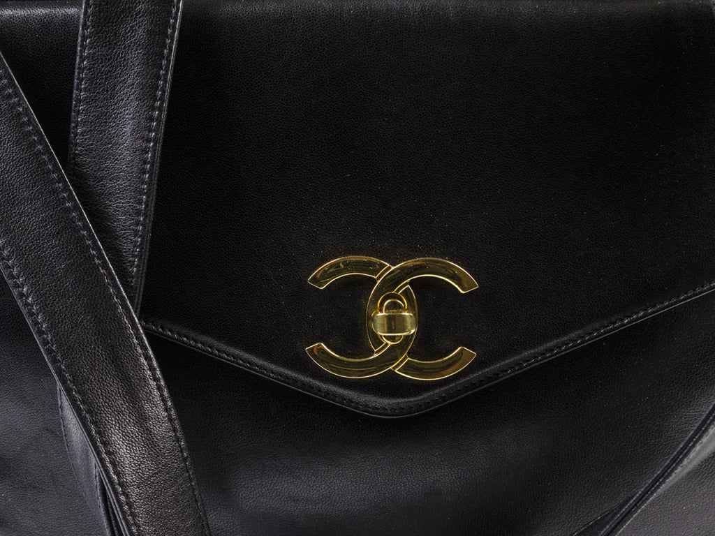 Chanel Vintage Lambskin Tote Bag In Excellent Condition In San Diego, CA