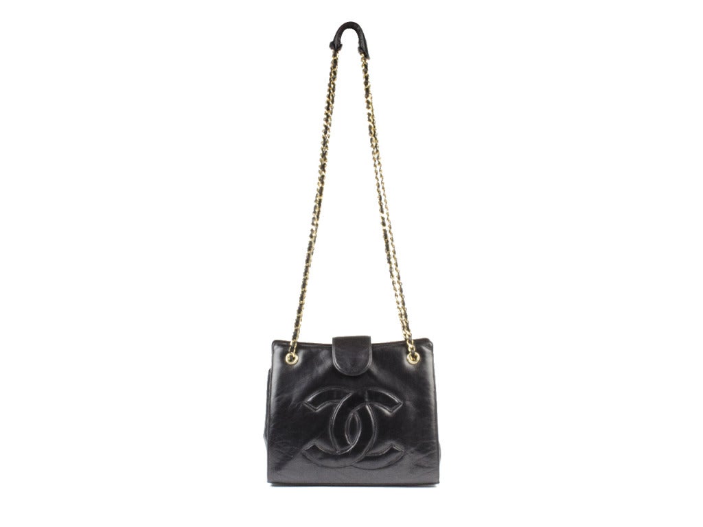 Chanel Vintage Crossbody Bag at 1stDibs