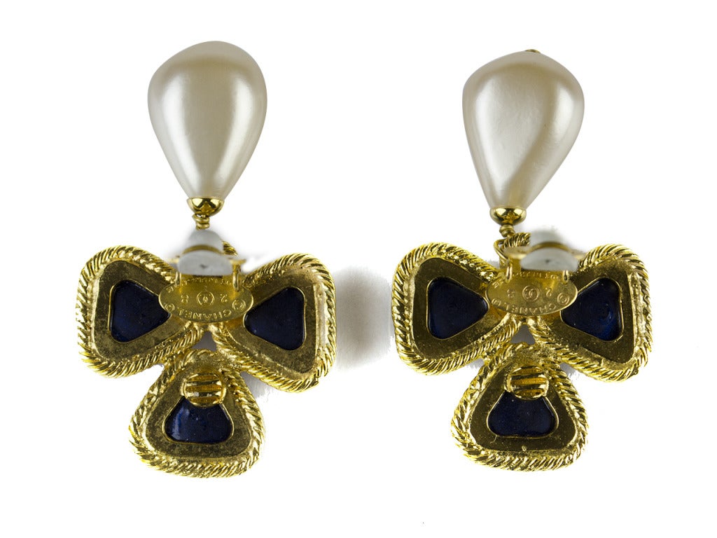 Chanel Vintage Season 28 Pearlized Earrings