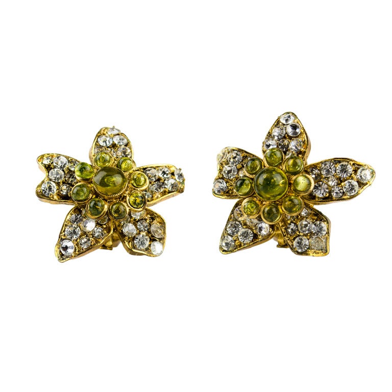 Chanel Vintage Season 29 Rhinestone Floral Earrings For Sale