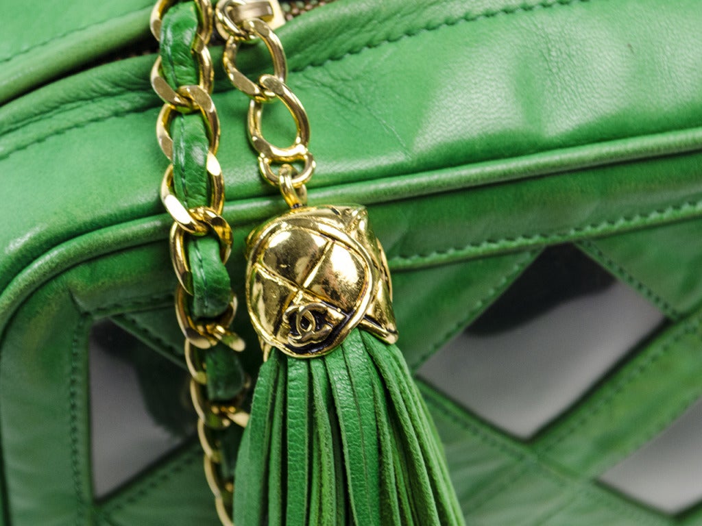 Chanel Vintage Green Lambskin Leather & Clear Camera Bag In Good Condition In San Diego, CA