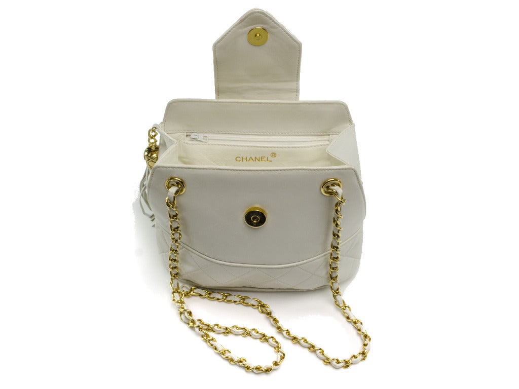 Chanel Vintage White Lambskin Matelasse Tassel Shoulder Bag 1