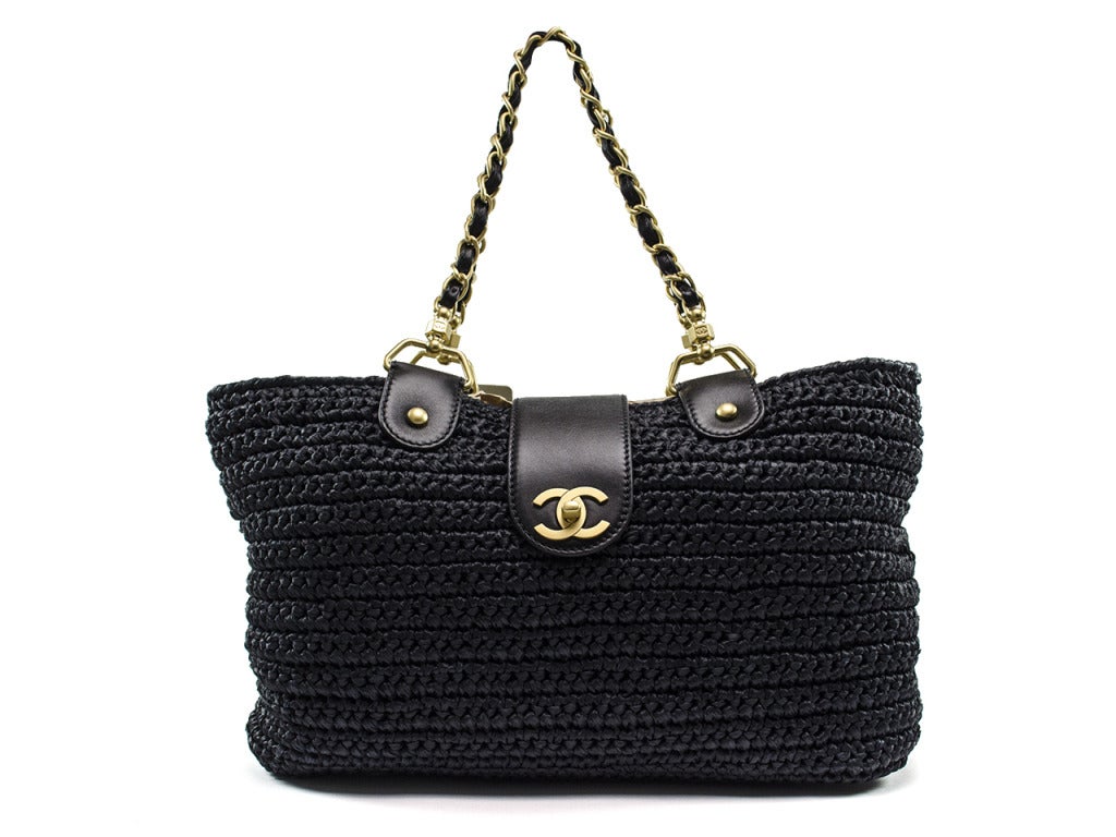 CHANEL STRAW WOVEN CC LARGE CARRY ALL BEACH TOTE WITH RESIN CHAIN HANDLES  AND CC LINING