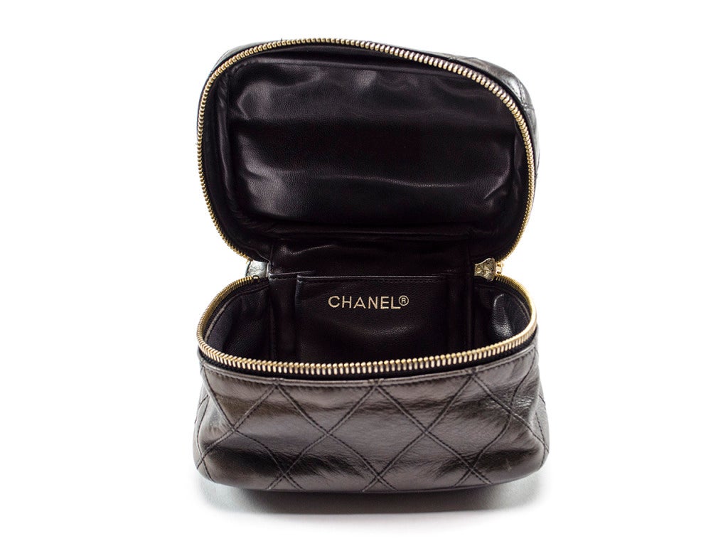 Chanel Quilted Lambskin Vanity In Good Condition In San Diego, CA