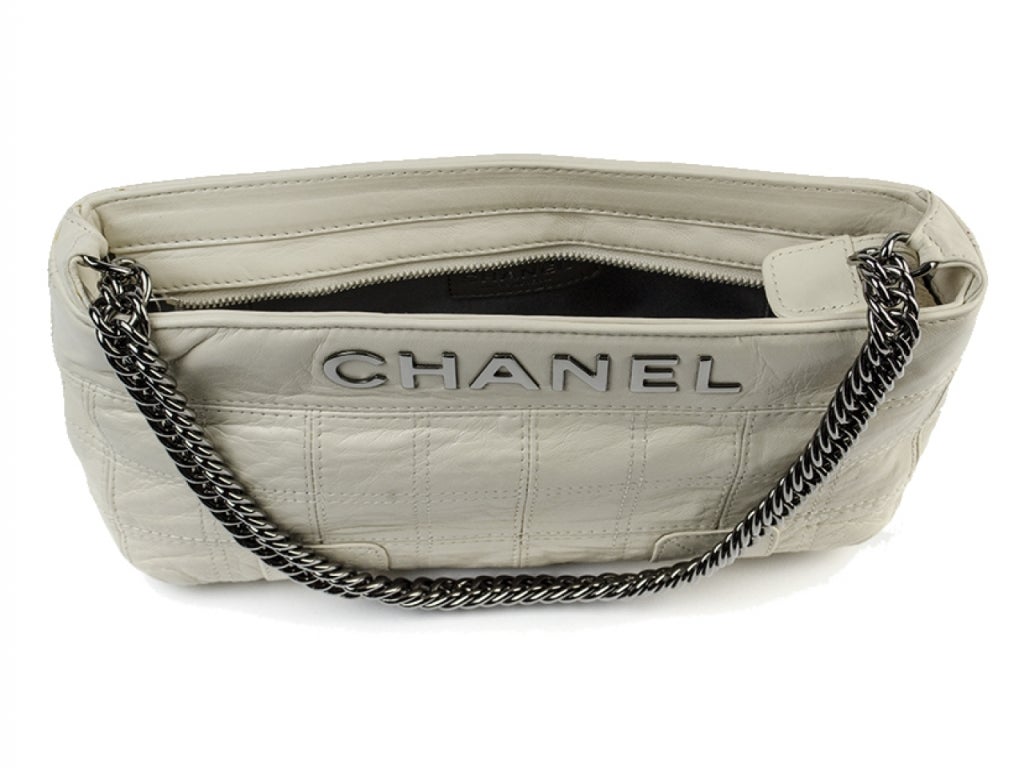 NEW Chanel LAX Shoulder Bag For Sale 1