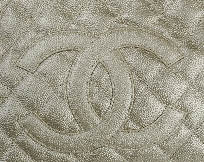 Women's Chanel Gold GST Tote Bag