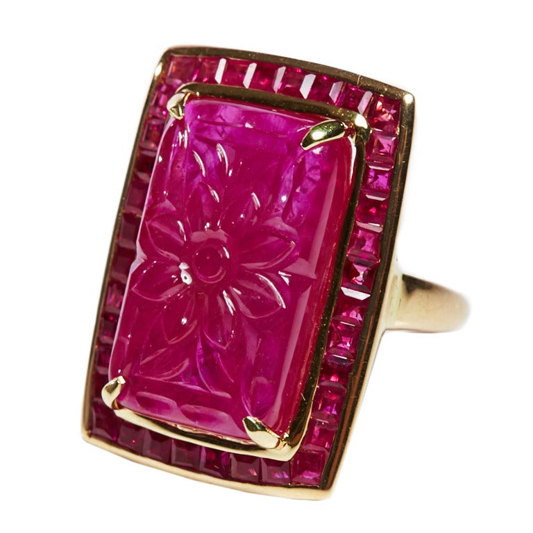 Jade Jagger Carved Ruby with Ruby Surround Gold Ring (Size 6.75)