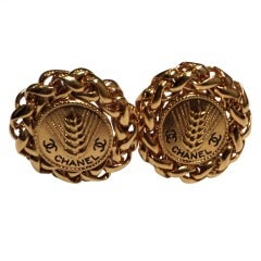 Vintage Chanel Chain Clip Earrings